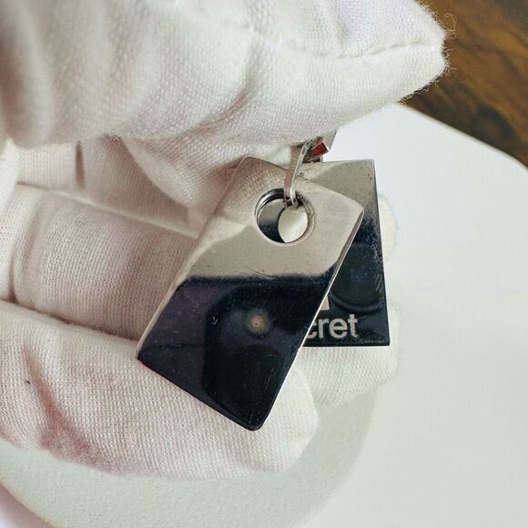 Christian‎ Dior Secret Hotel Screw Back Silver Tone Vintage Earrings Non-Pierced - Picture 3 of 7